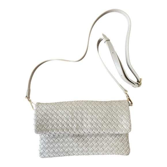 NWOT Quince Italian leather handwoven convertible clutch - Picture 5 of 8